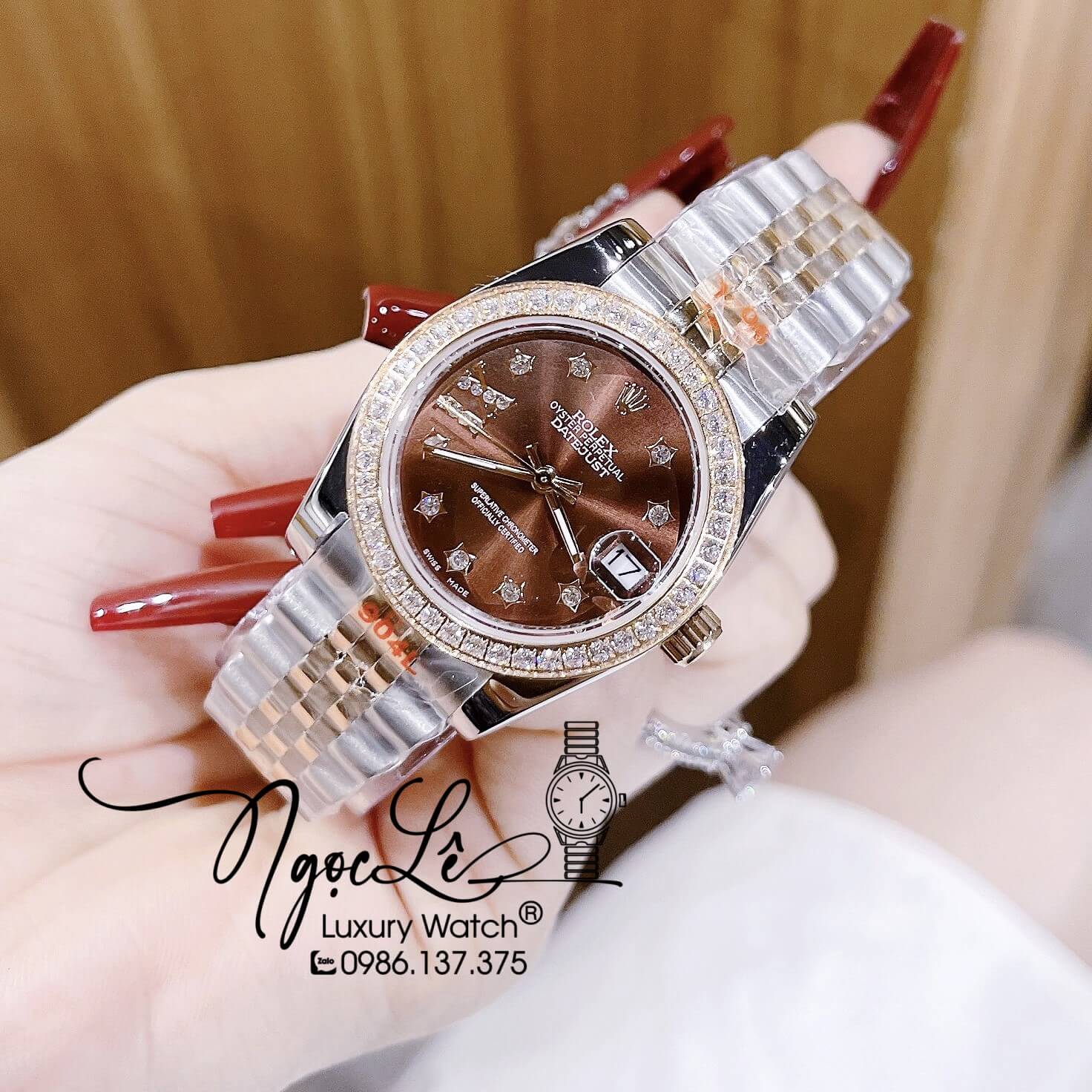 Đồng Hồ Nữ Rolex Datejust Máy Pin Dây Kim Loại Demi Rose Mặt Nâu Đính Đá 32mm