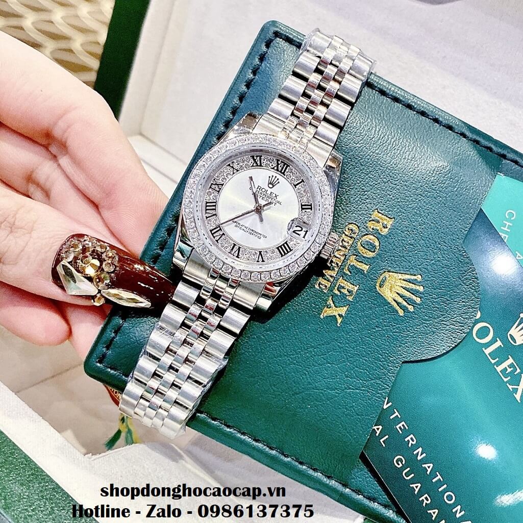Đồng Hồ Rolex Datejust Nữ Màu Bạc Mặt Số La Mã Viền Đá 32mm