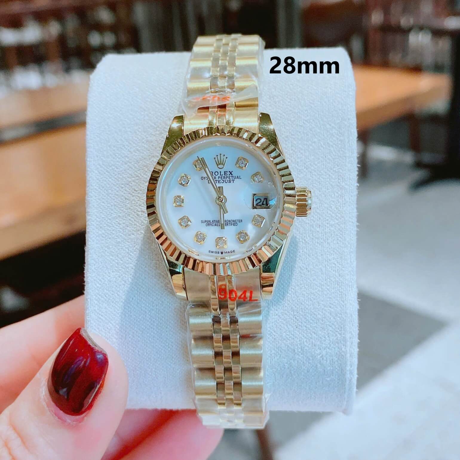 Đồng Hồ Nữ RoLex Datejust Máy Pin Size 28mm – Màu Vàng Gold Mặt Trắng Xà Cừ Vành Khía