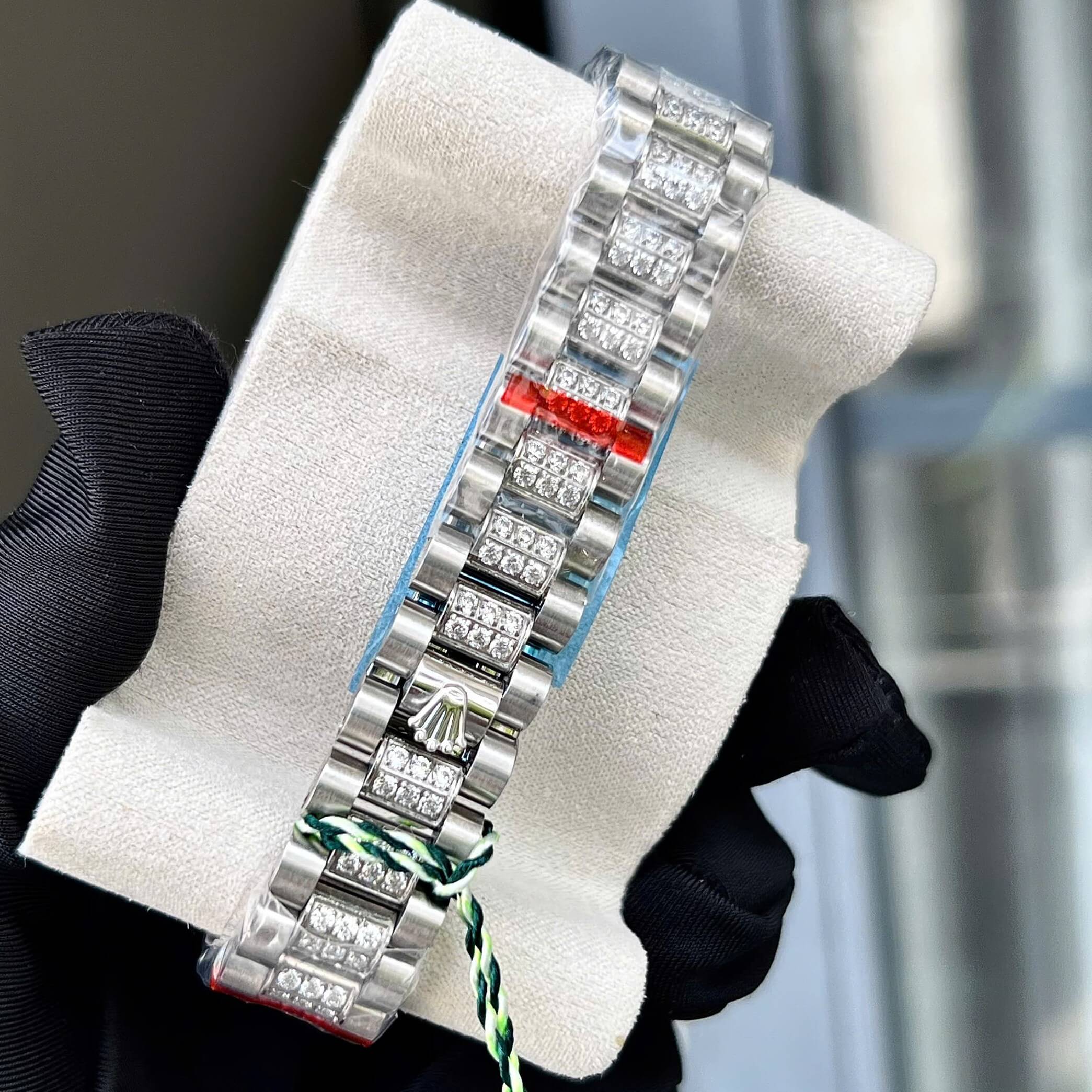 Đồng Hồ RoLex Datejust Nữ Siêu Cấp Đính Đá Trắng Mặt Xanh Water Size 31mm - Quartz Japan