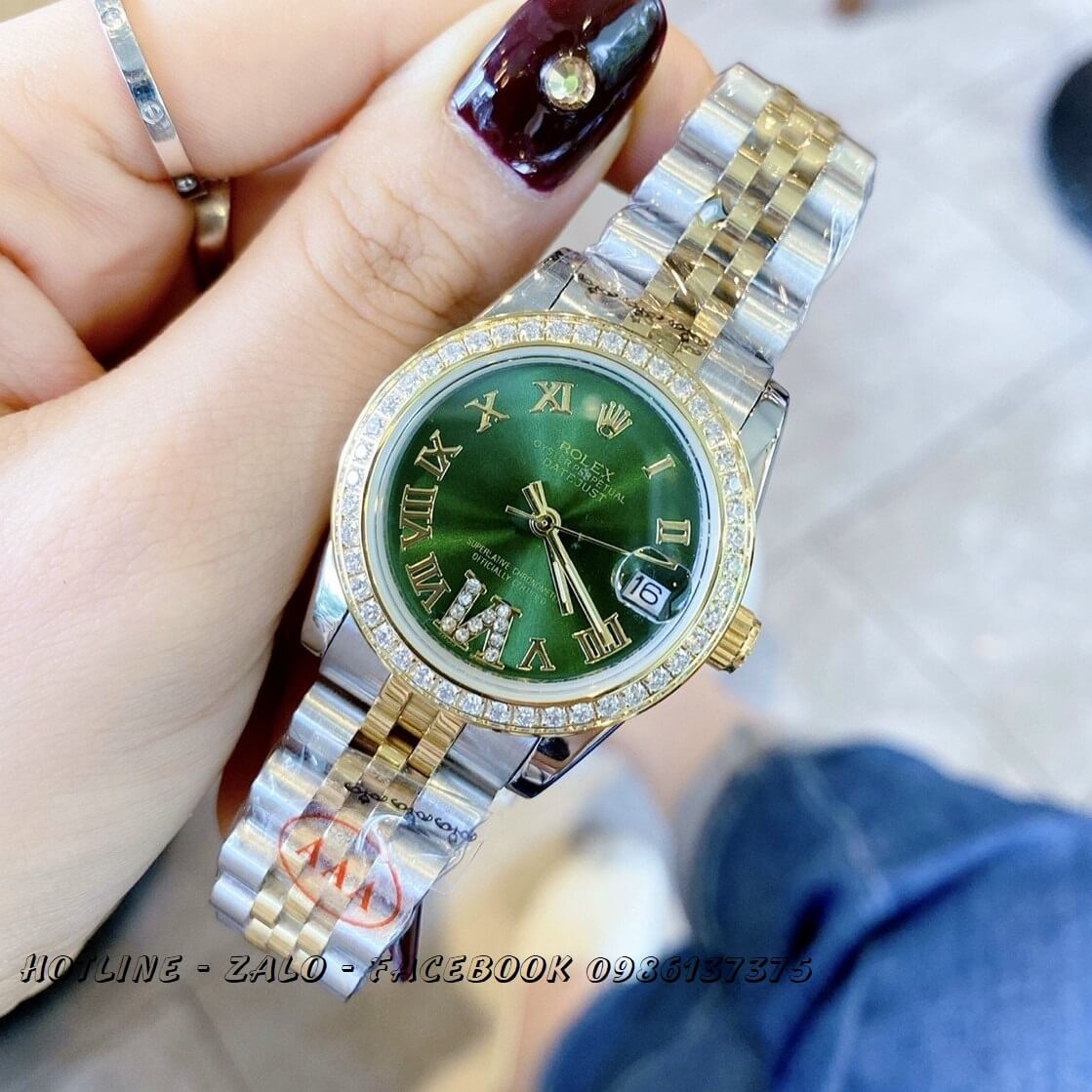 Đồng Hồ Cặp Rolex Oyster Datejust Quartz Đính Đá Vàng Mặt Xanh