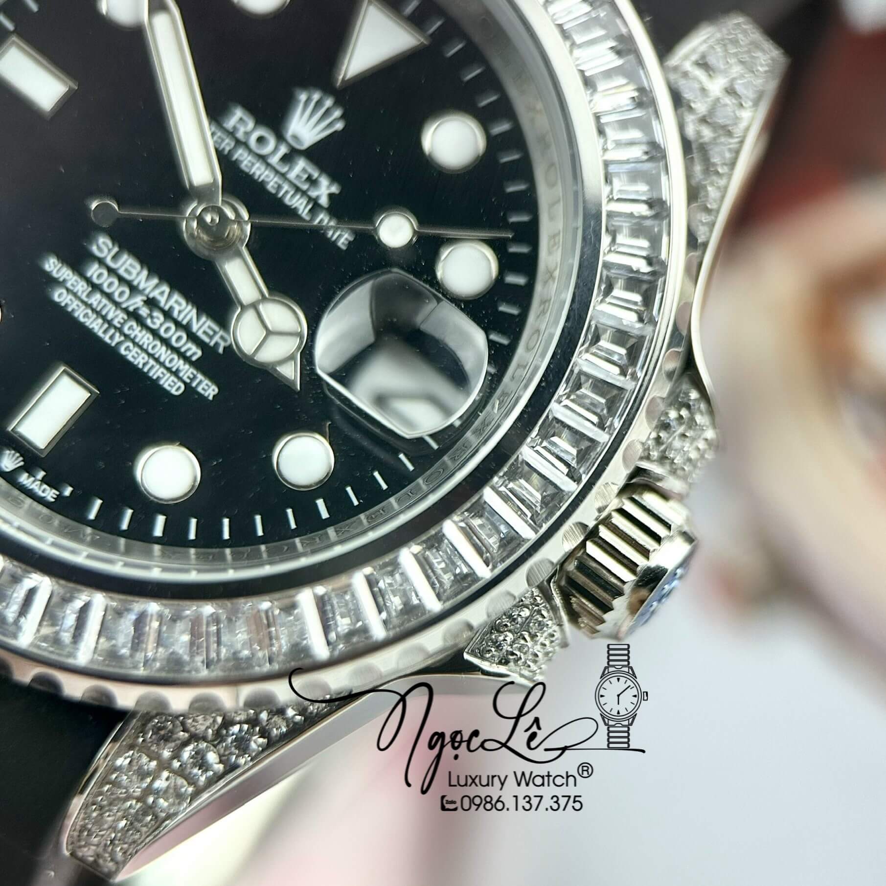 Đồng Hồ Rolex Submariner Automatic Nam Dây Cao Su Đen Đính Đá Vỏ Silver Size 41mm
