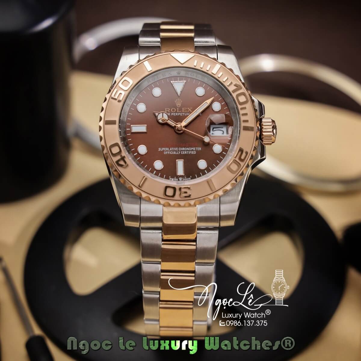 Đồng Hồ Rolex Yacht Master Automatic Nam Dây Kim Loại Demi Rose Mặt Nâu 40mm