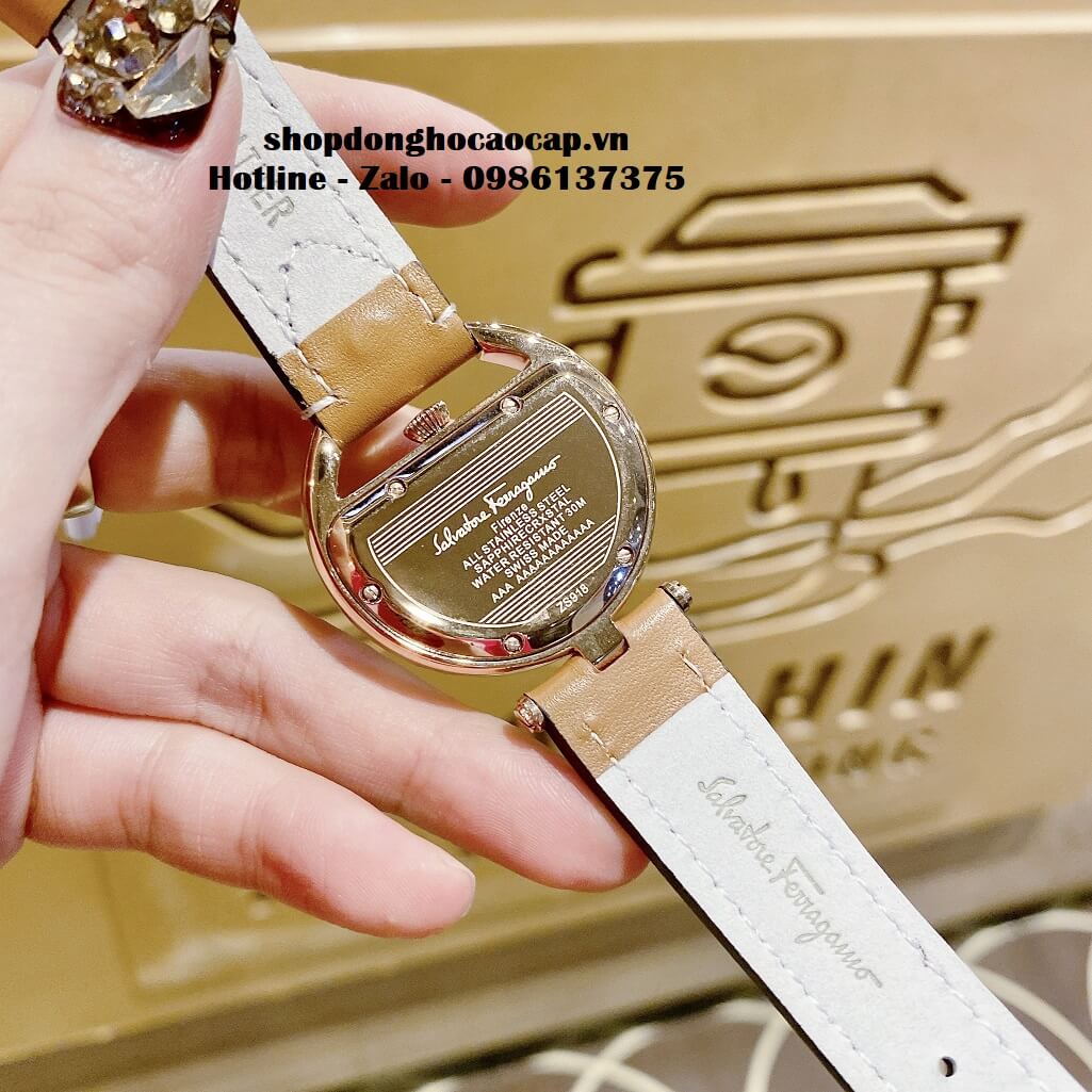 Đồng Hồ Nữ Salvatore Ferragamo Dây Da Nâu Mặt Trăng Khuyết 35mm