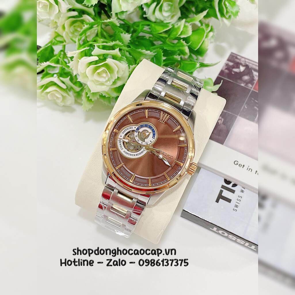 Đồng Hồ Nam Seiko Cơ Tự Động Hở Tim 9h Dây Kim Loại Demi Mặt Nâu 42mm