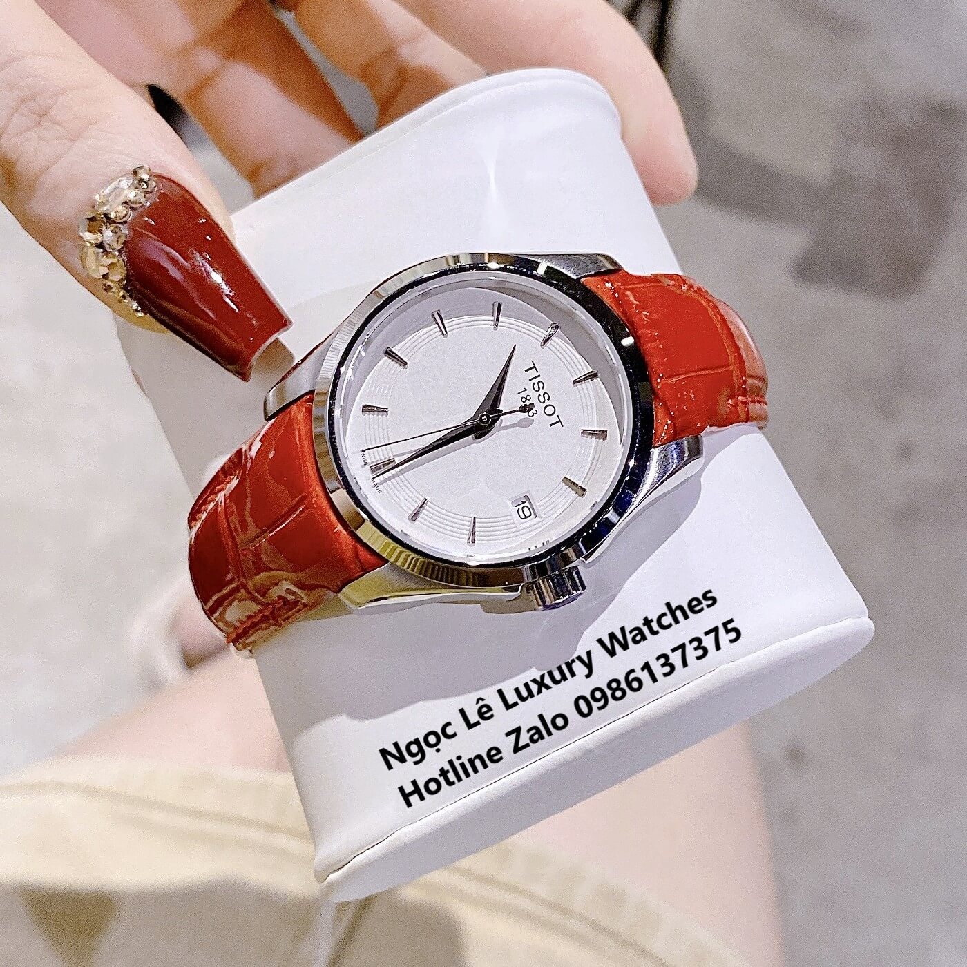 Đồng Hồ Tissot Nữ Dây Da Đỏ Mặt Trắng Size 32mm - Tissot Couturier Quartz