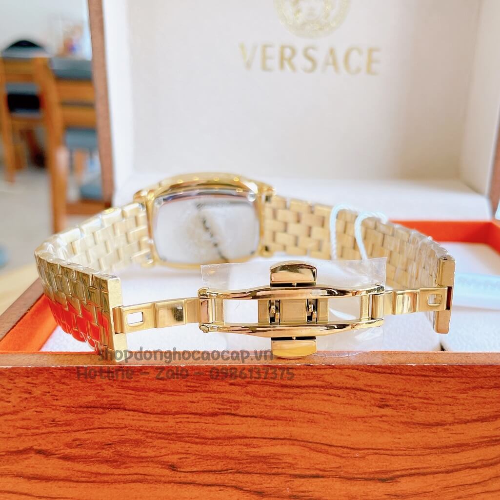 Đồng Hồ Nữ Versace Couture Dây Kim Loại Vàng Mặt Đen 30x37mm