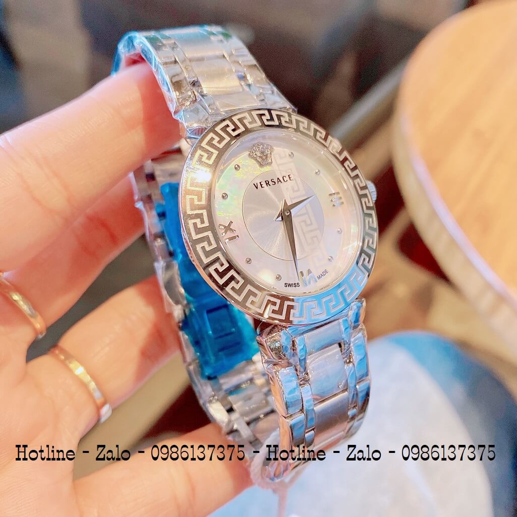 Đồng Hồ Versace Daphnis Bạc Mặt Trắng Nữ 35mm