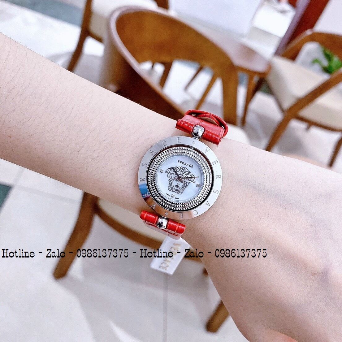 Đồng Hồ Versace Eon Nữ Dây Da Đỏ Silver Mặt Xoay 34mm