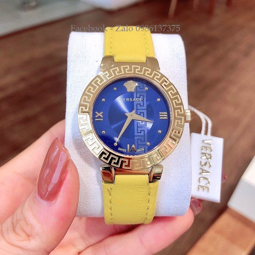 Đồng Hồ Versace Daphnis Nữ Dây Da Vàng Mặt Xanh 35mm