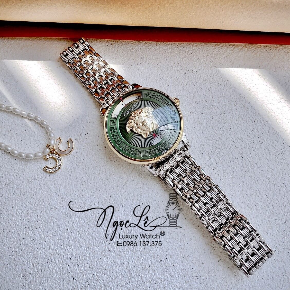 Đồng Hồ Nữ Versace Medusa Icon Dây Kim Loại Demi Mặt Xanh Oliu Size 38mm