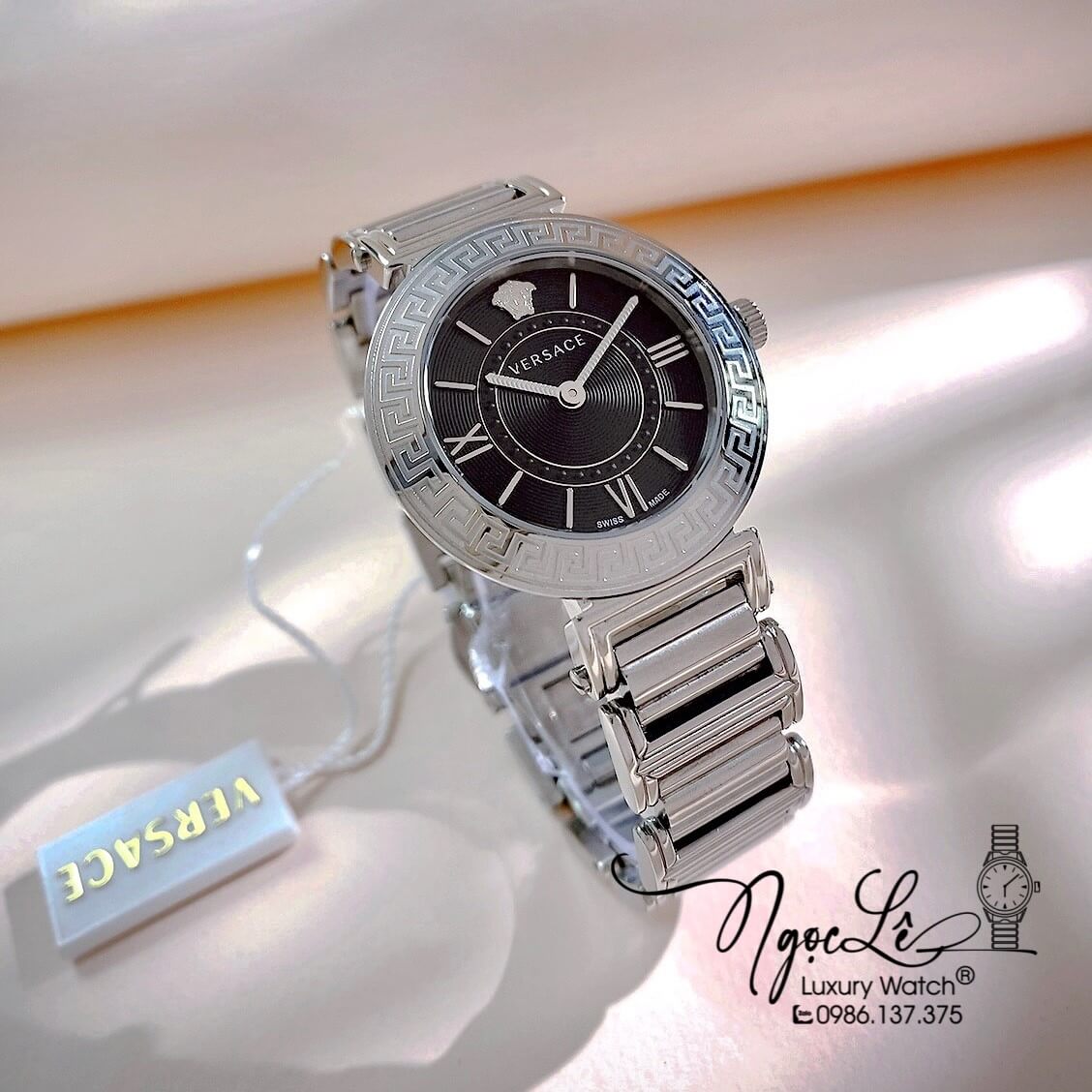 Đồng Hồ Nữ Versace Tribute Dây Kim Loại Bạc Mặt Đen 35mm