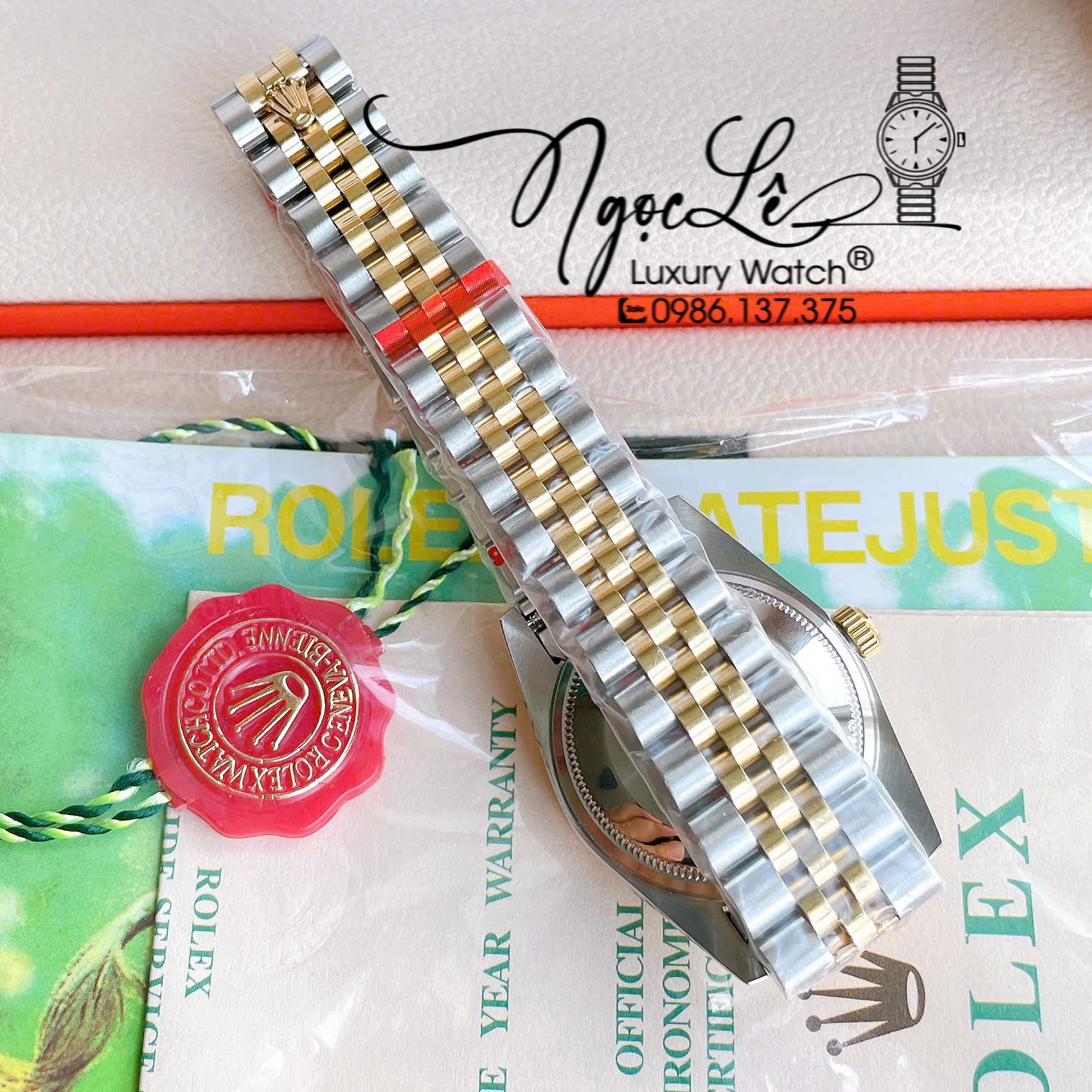 Đồng Hồ Nữ Rolex Datejust Tự Động Dây Kim Loại Demi Gold Mặt Hoa Đồng Tiền Xanh Lá Đính Đá Size 31mm