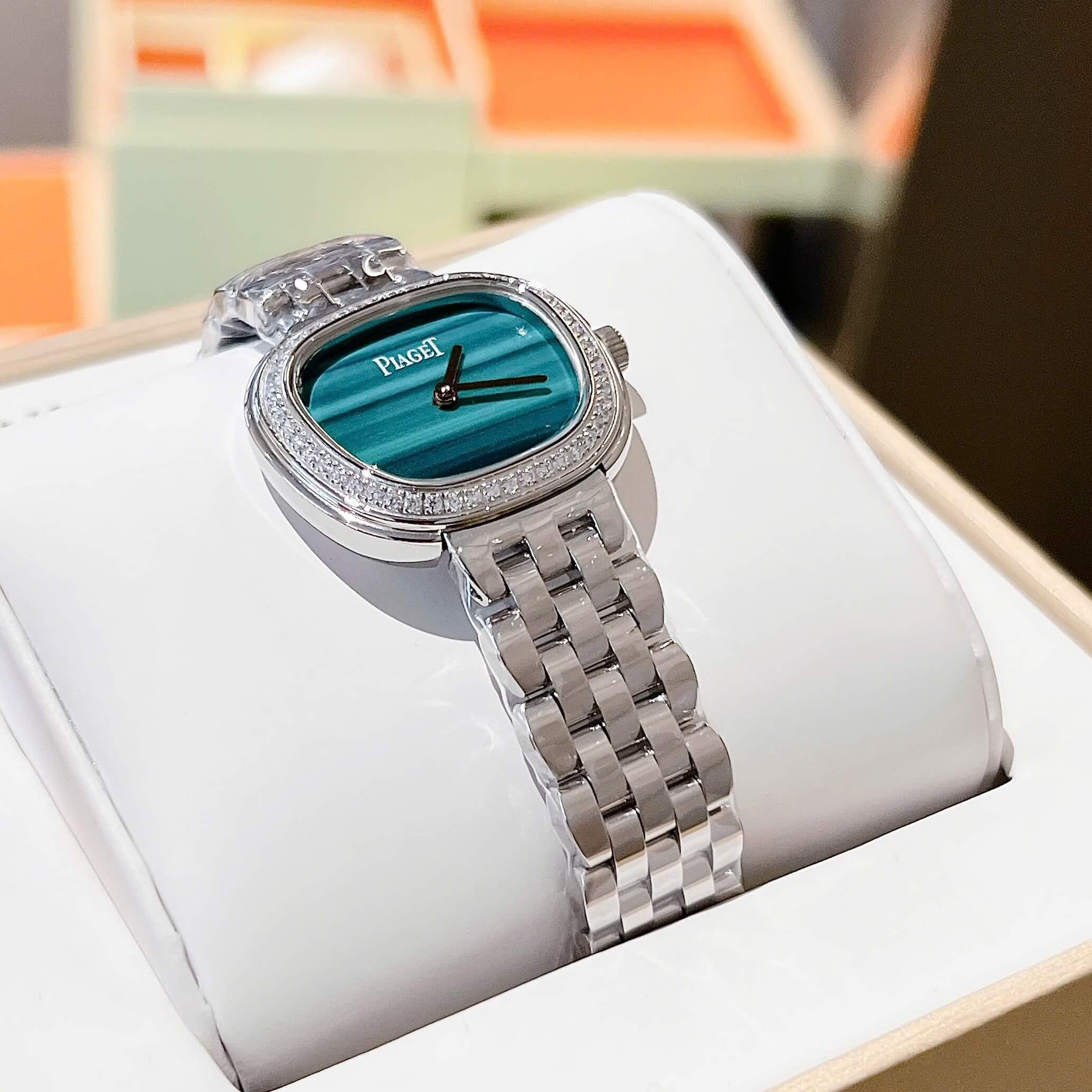 Đồng Hồ Nữ Piaget Limelight Sixtie Steel Diamond Size 29x25.3mm Vỏ Thép Bạc Mặt Xanh Viền Đá