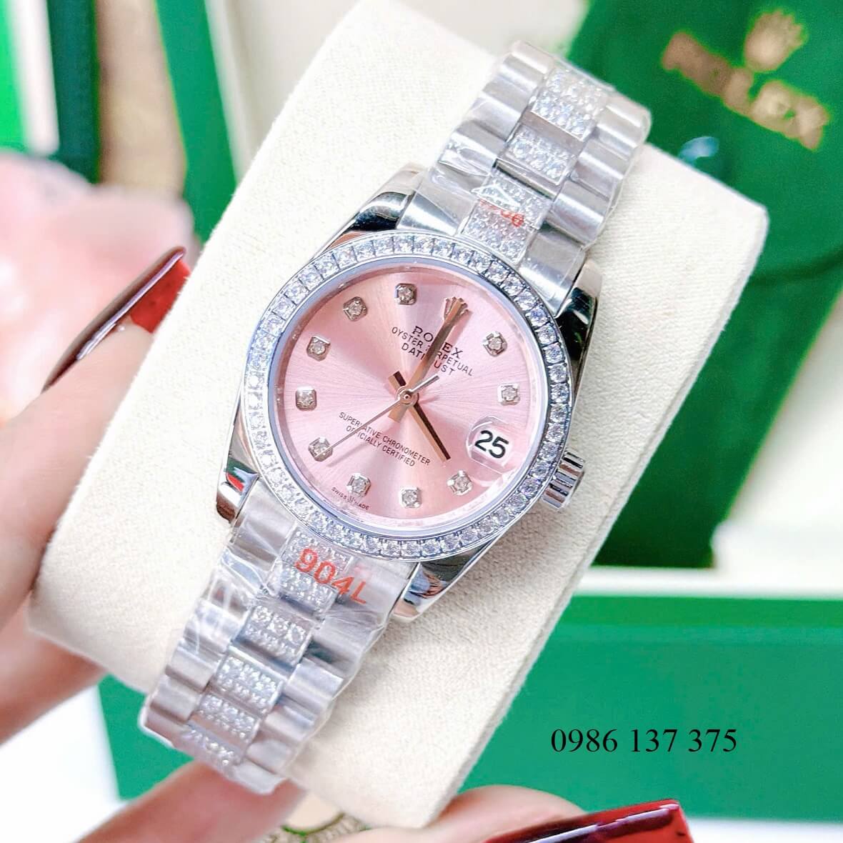 Đồng Hồ Nữ Rolex Datejust Viền Đá Mặt Hồng Dây Kim Loại Inox Đính Đá Máy Pin Size 31mm