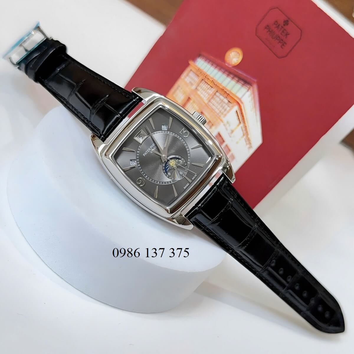 Đồng Hồ Nam Patek Philippe Gondolo Calendar 5135 Dây Da Đen Mặt Đen Vỏ Inox 38mm