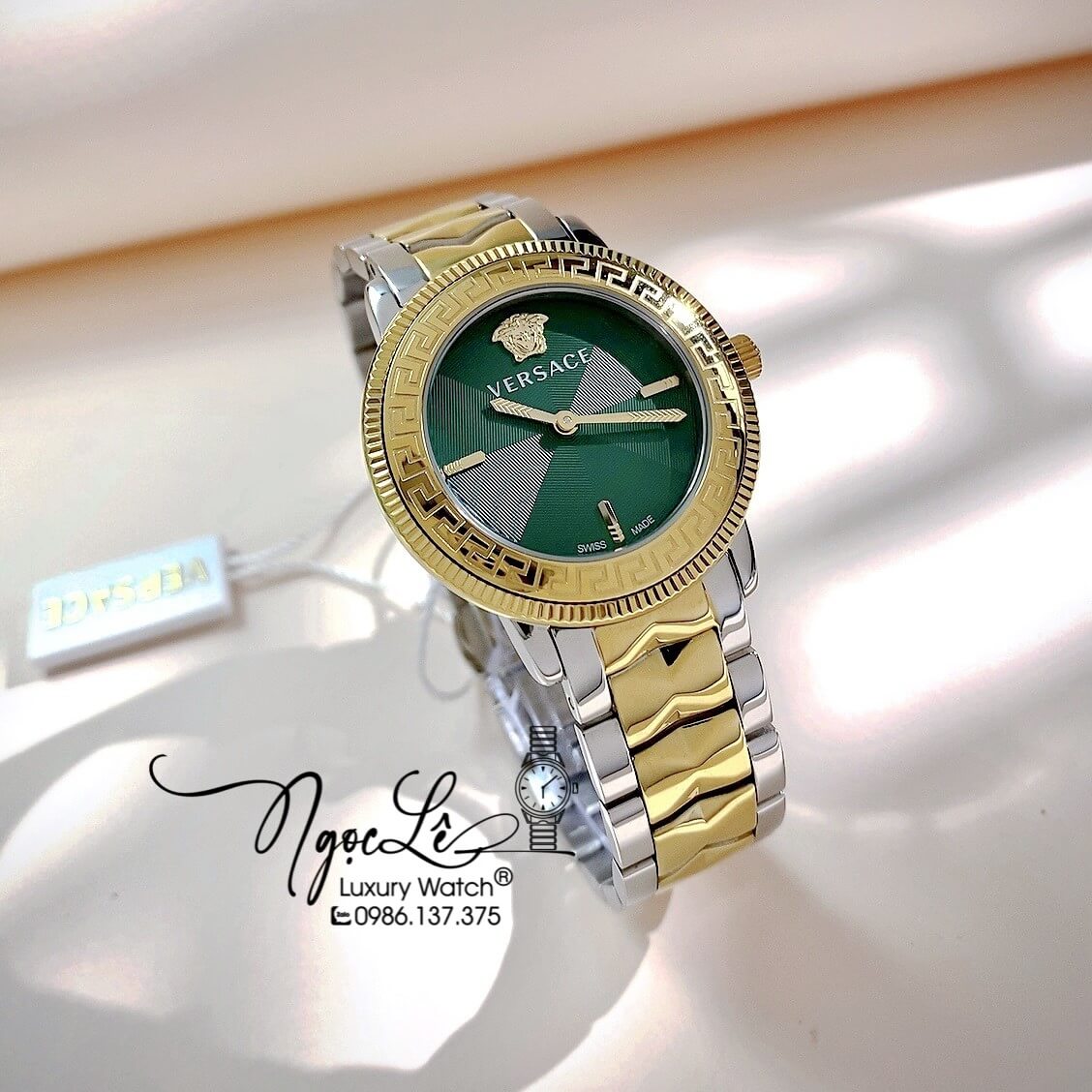 Đồng Hồ Nữ Versace V-Tribute Dây Kim Loại Demi Mặt Xanh Lá Size 36mm
