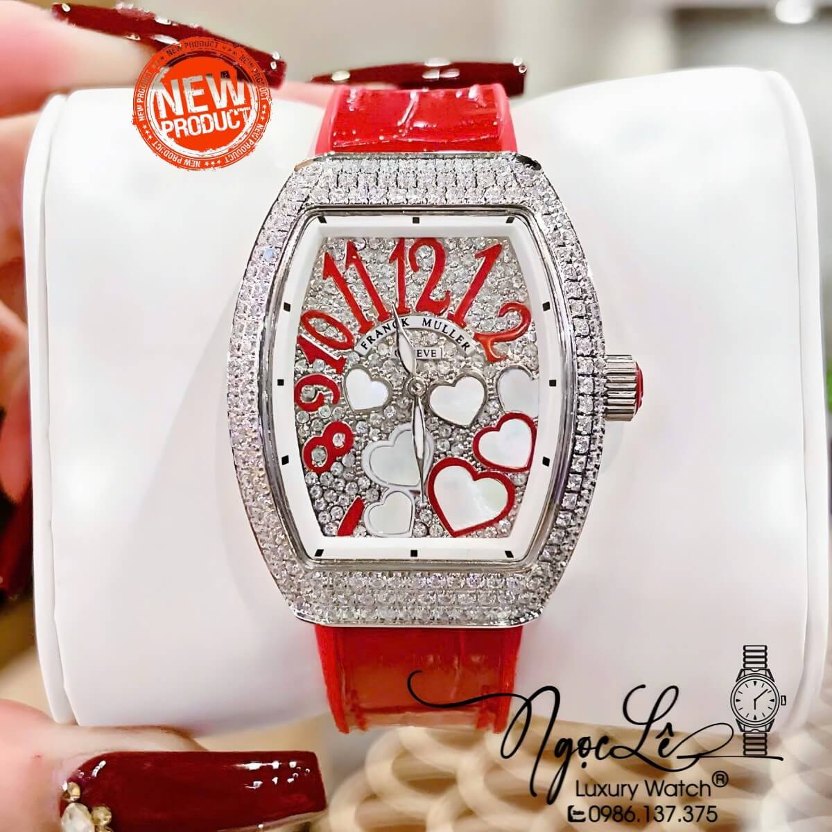Đồng Hồ Franck Muller Nữ Dây Cao Su Bọc Da Màu Đỏ Đính Đá Mix Trái Tim Size 33mm