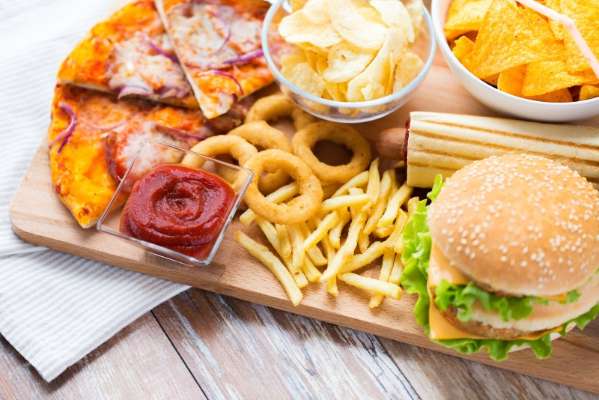 Bằng chứng mới cho thấy thực phẩm siêu chế biến gây ra các rủi ro cho sức khỏe