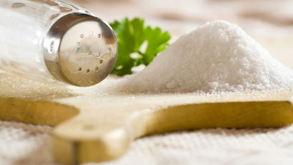 Một nghiên cứu mới cho thấy chế độ ăn chứa nhiều muối có thể góp phần làm tăng mức độ căng thẳng. Một nghiên cứu mới cho thấy chế độ ăn chứa nhiều muối có thể góp phần làm tăng mức độ căng thẳng.