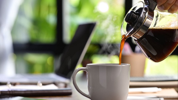 Uống cà phê sau khi ăn sáng giúp kiểm soát trao đổi chất tốt hơn