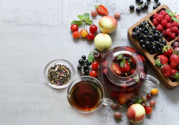 Nghiên cứu cho thấy trà, các loại quả mọng, sô cô la đen và táo có thể giúp kéo dài tuổi thọ Nghiên cứu cho thấy trà, các loại quả mọng, sô cô la đen và táo có thể giúp kéo dài tuổi thọ