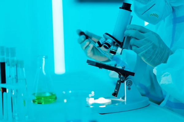 Nghiên cứu đầy hy vọng: Thử nghiệm vắc-xin mới, tái sử dụng vắc-xin hiện có Nghiên cứu đầy hy vọng: Thử nghiệm vắc-xin mới, tái sử dụng vắc-xin hiện có