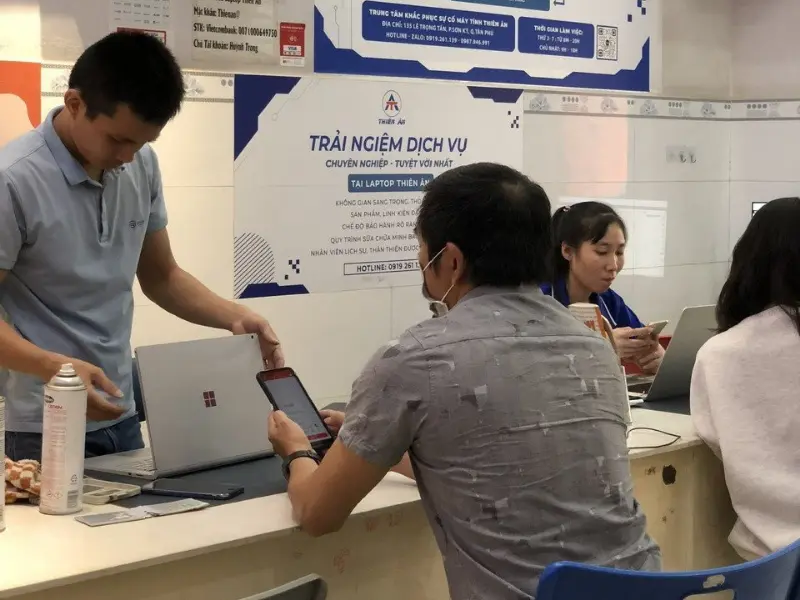 Khu vực tiếp khách