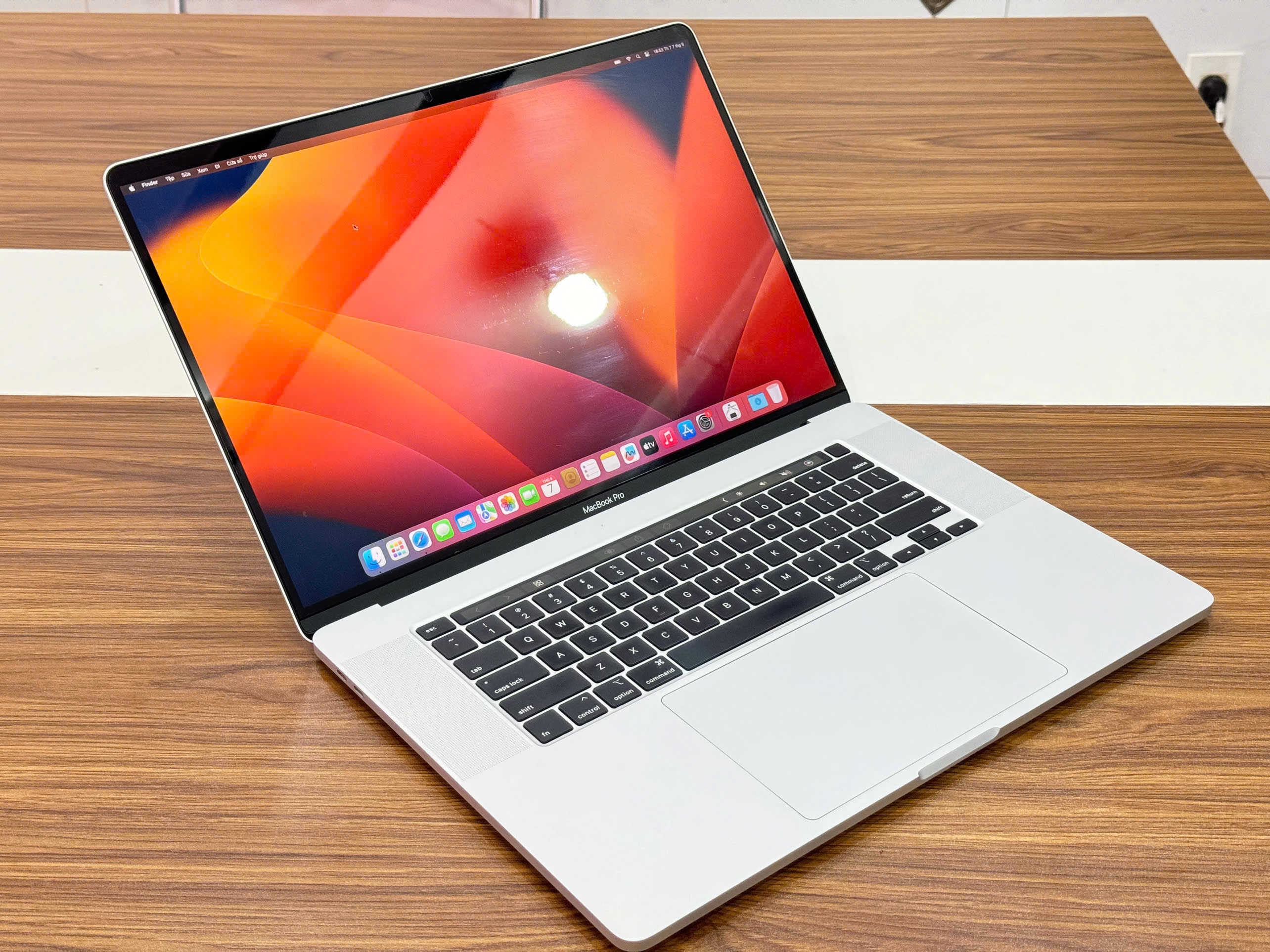 Apple MacBook Pro 16インチ i7 16GB 512G 【公式通販】
