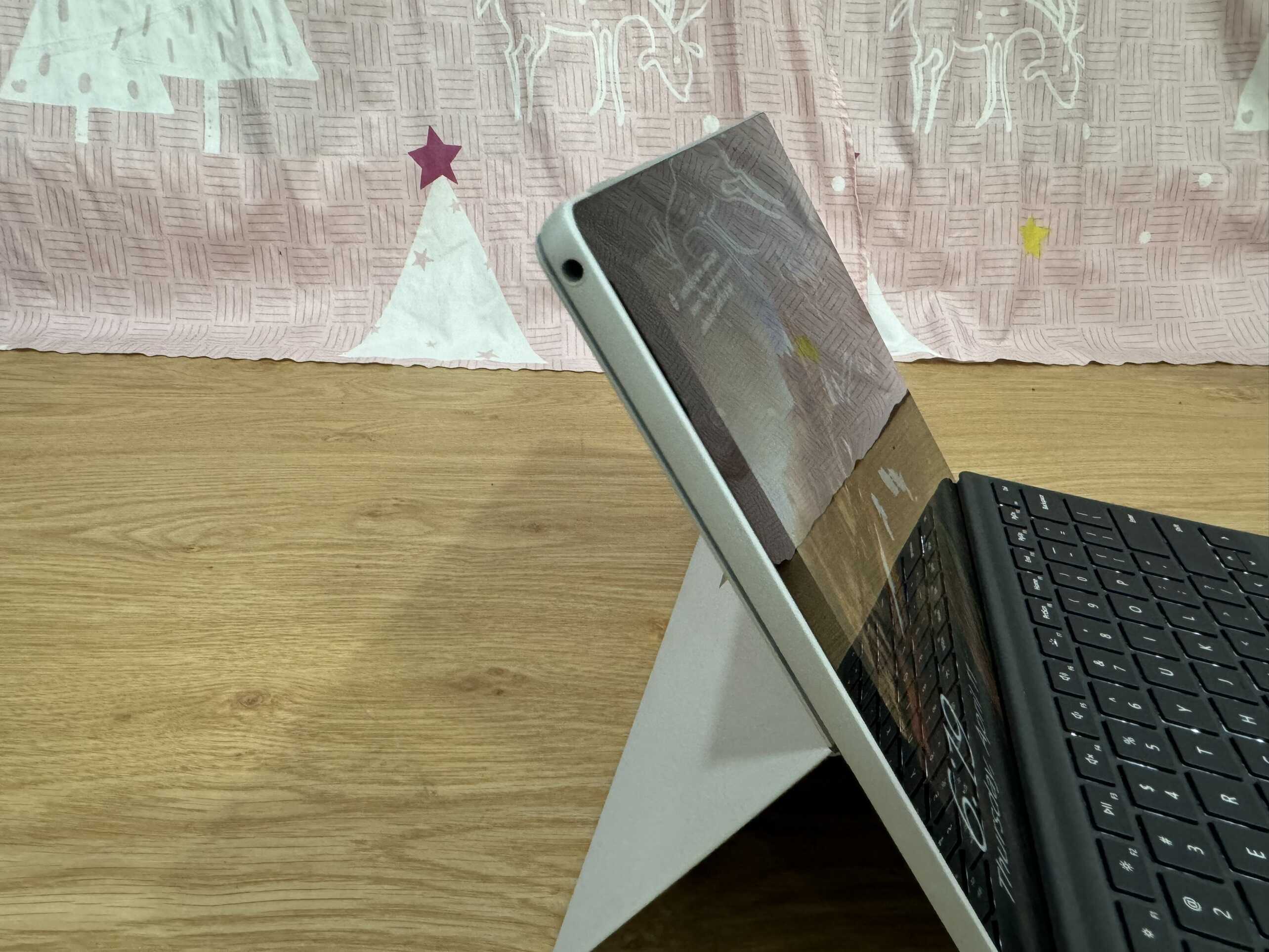 Microsoft Surface Pro 5 - Core i7-7660U - RAM 8GB - SSD Microsoft Surface Pro 5 - Core i7-7660U - RAM 8GB - SSD