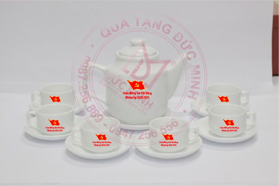 am chen bat trang qua tang dai hoi dai bieu