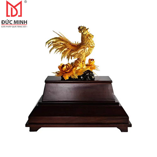 Tượng gà trống mạ vàng 3310