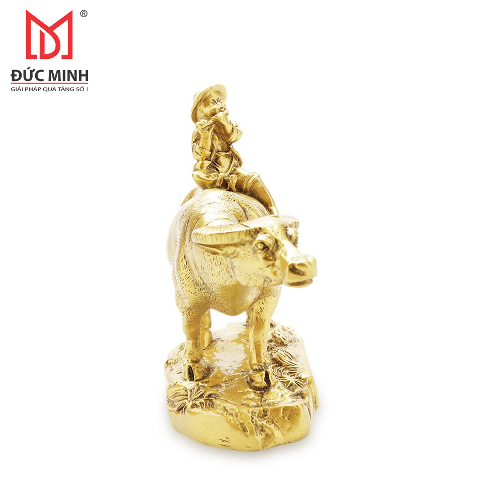 Tượng cậu bé chăn trâu