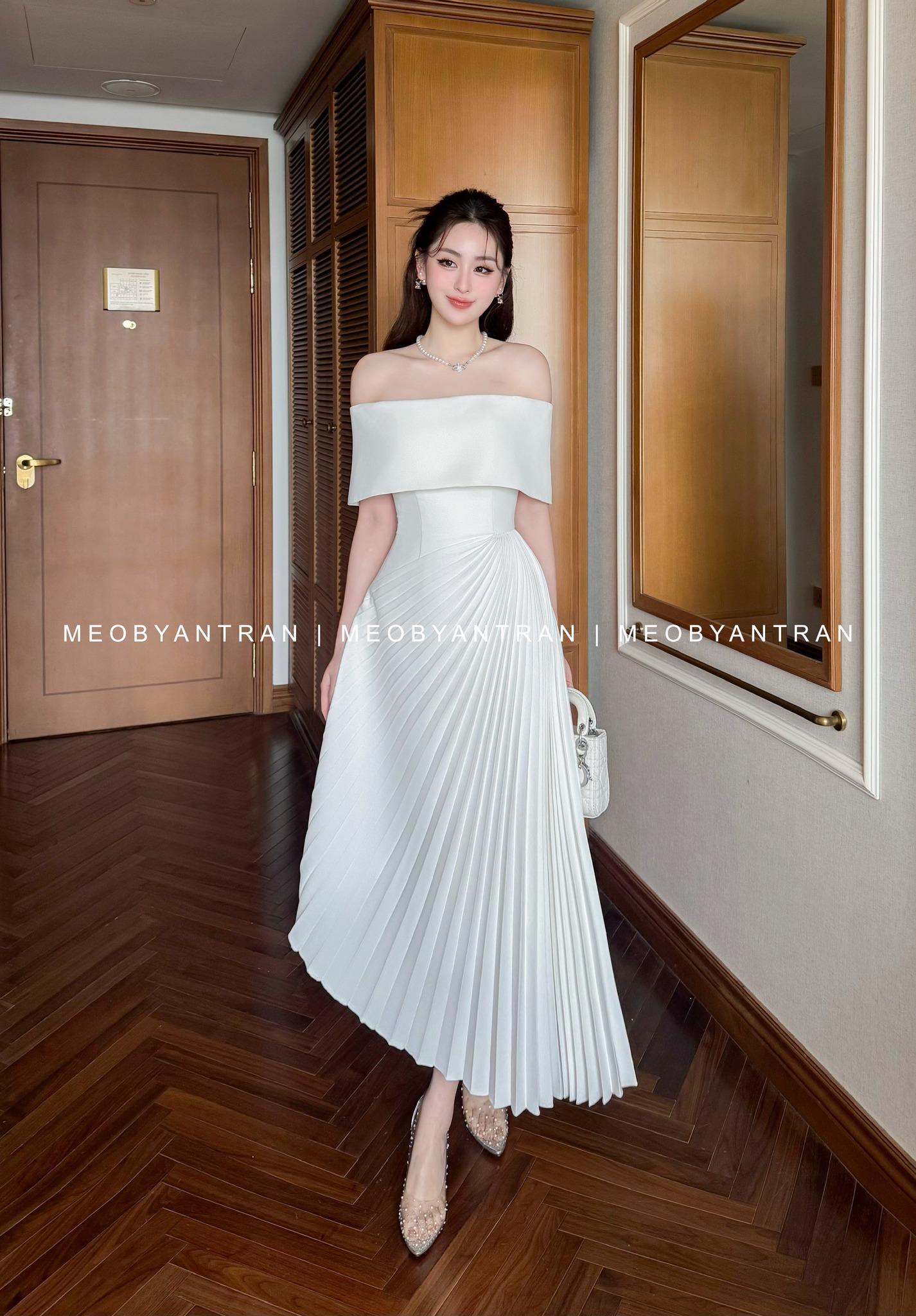 Đầm trắng trễ vai cao cấp thiết kế xếp ly xinh xắn #3192