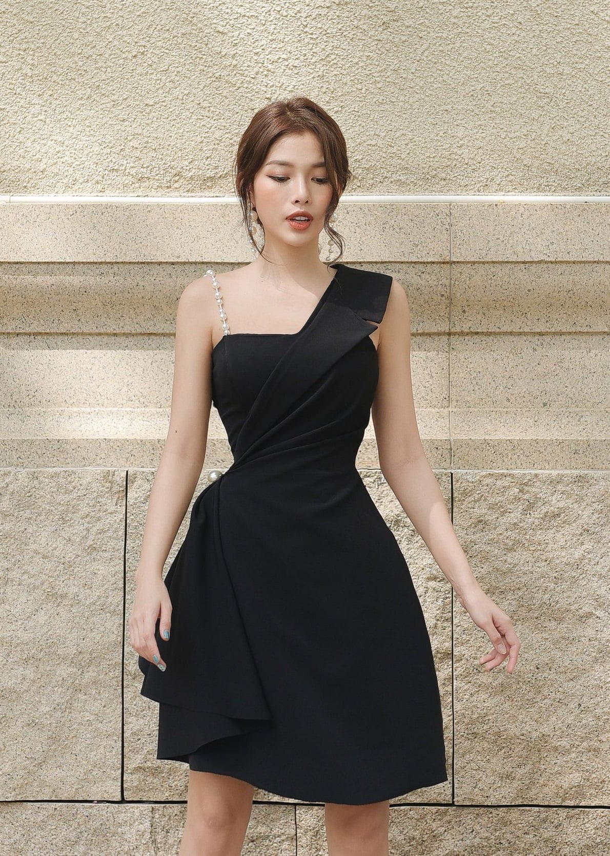 Váy hai dây màu đen dáng xoè thanh lịch IVY by Chansee | Shopee Việt Nam