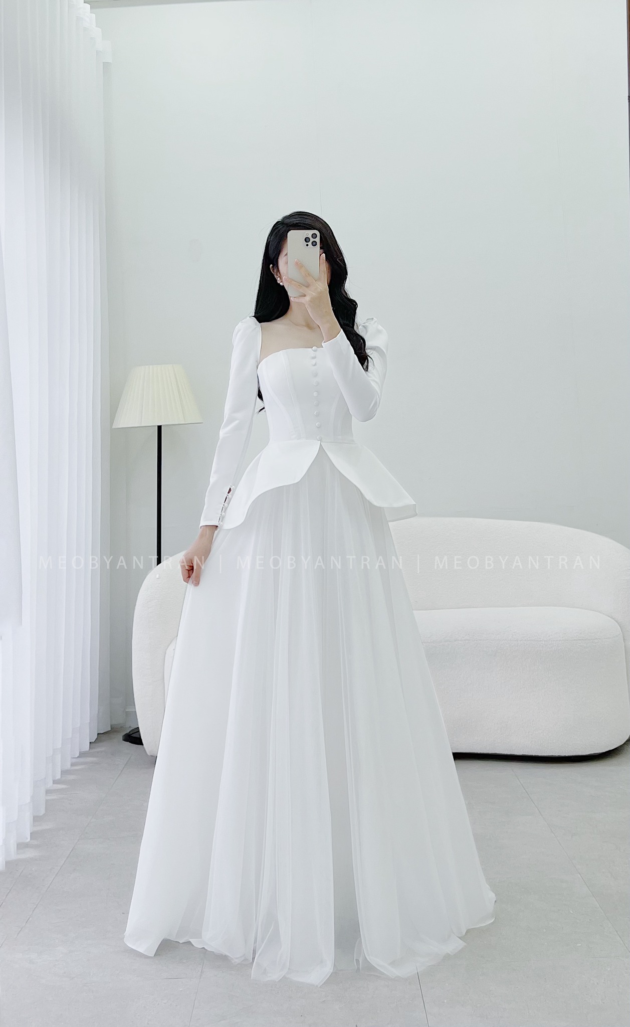 VÁY LỄ LIMITED LM090 - VÁY CƯỚI CAO CẤP LINH NGA BRIDAL