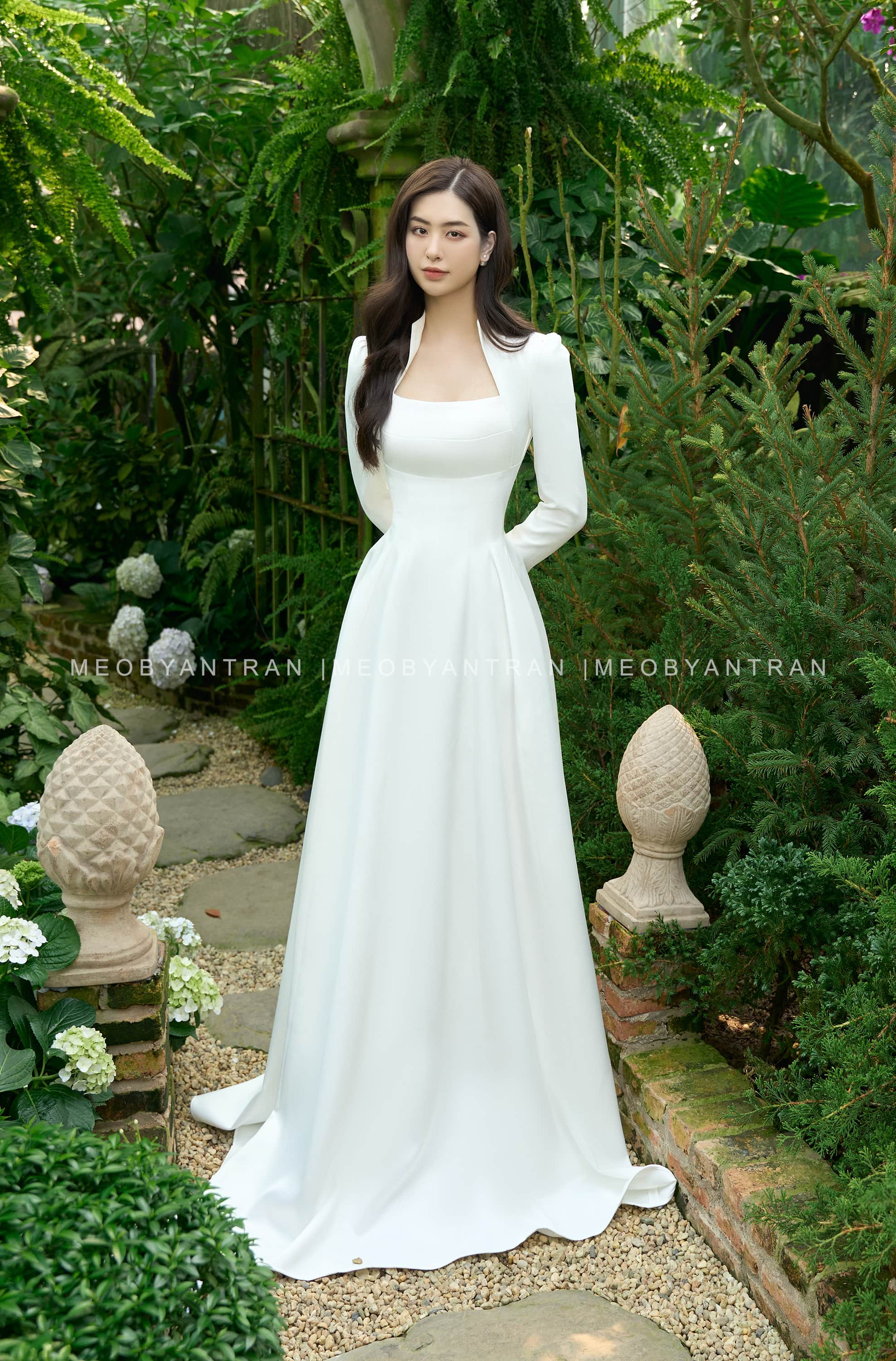 LAT Bridal - Địa chỉ váy cưới thiết kế cao cấp gây sốt ở Hà Nội có