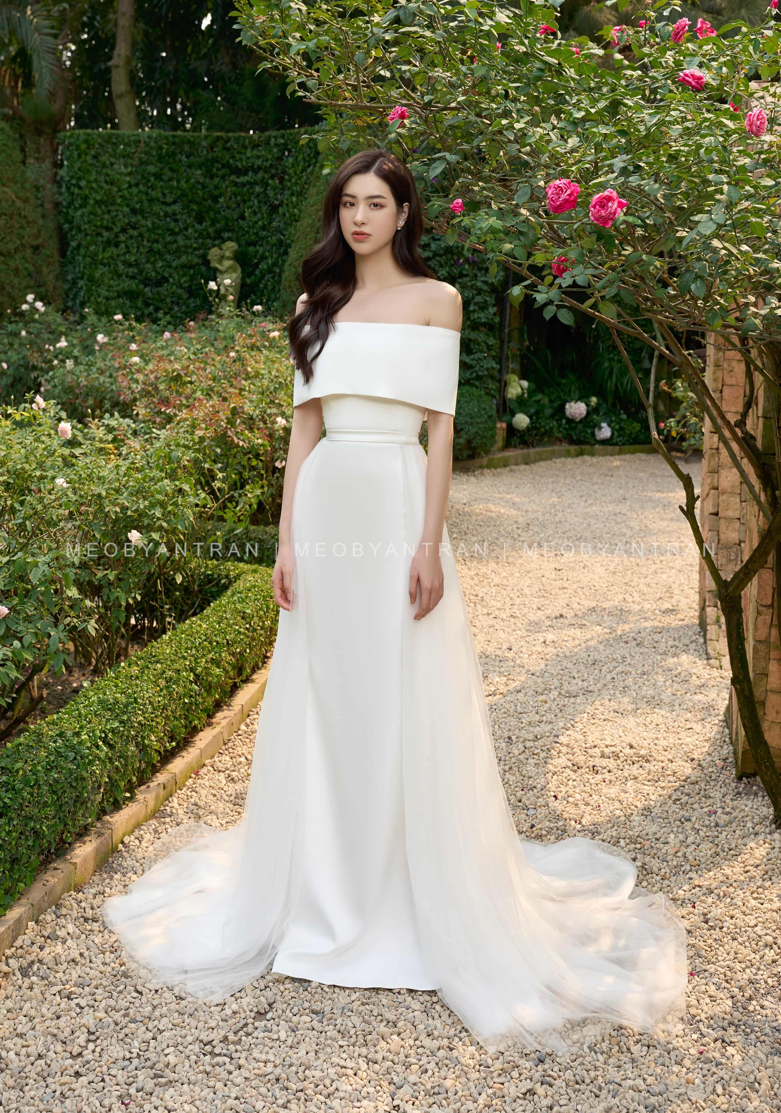 Váy cưới đuôi cá Hàn Quốc mẫu đơn giản, tinh tế #1068