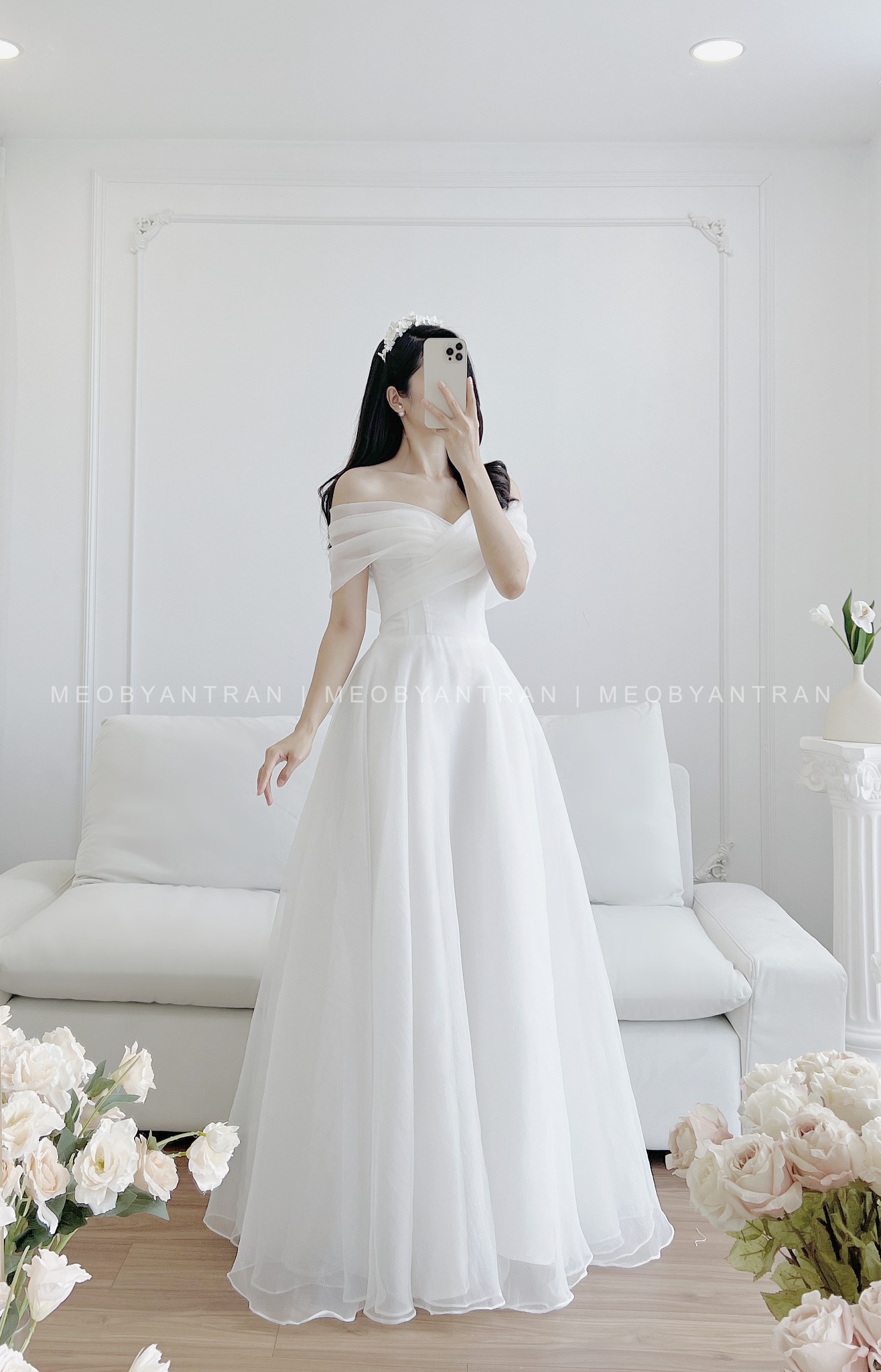 Những lưu ý khi chọn váy cưới cho cô dâu thấp lùn