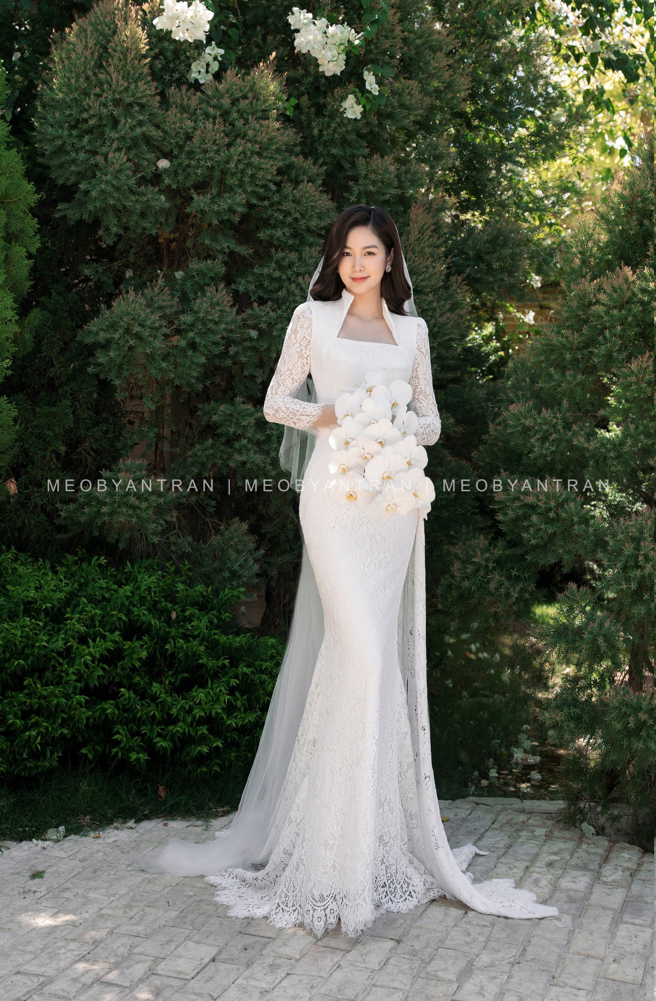 Váy cưới tay ngắn kiểu Hàn Quốc đơn giản, thanh lịch #1069