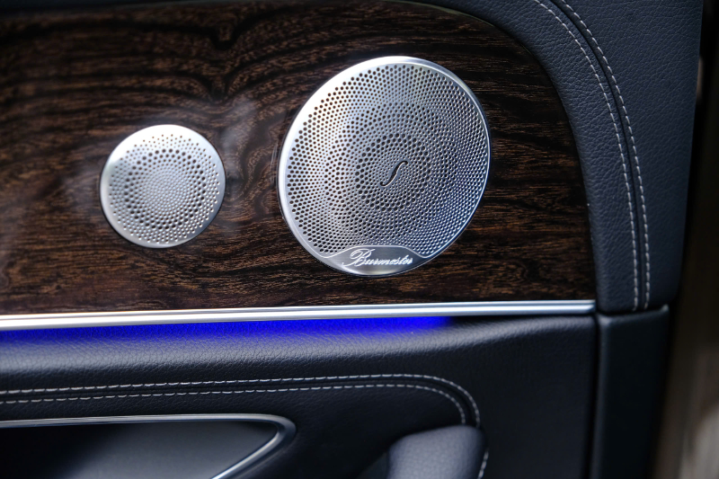 𝐌𝐞𝐫𝐜𝐞𝐝𝐞𝐬 𝐁𝐞𝐧𝐳 𝐄𝟐𝟓𝟎 𝟐𝟎𝟏𝟕 (𝐍𝐚̂𝐮/𝐧𝐨̣̂𝐢 𝐭𝐡𝐚̂́𝐭 đ𝐞𝐧)