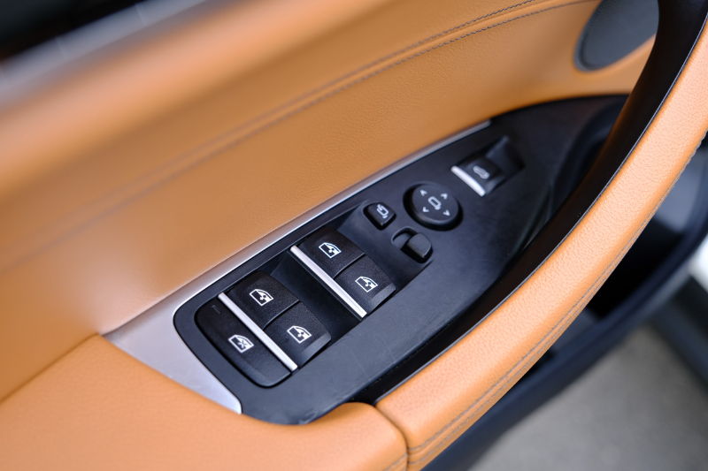 𝐁𝐌𝐖 𝐗𝟑 𝐗𝐝𝐫𝐢𝐯𝐞𝐫 𝟑𝟎𝐢 𝟐𝟎𝟏𝟗 (𝐓𝐫𝐚̆́𝐧𝐠/𝐧𝐨̣̂𝐢 𝐭𝐡𝐚̂́𝐭 𝐧𝐚̂𝐮)