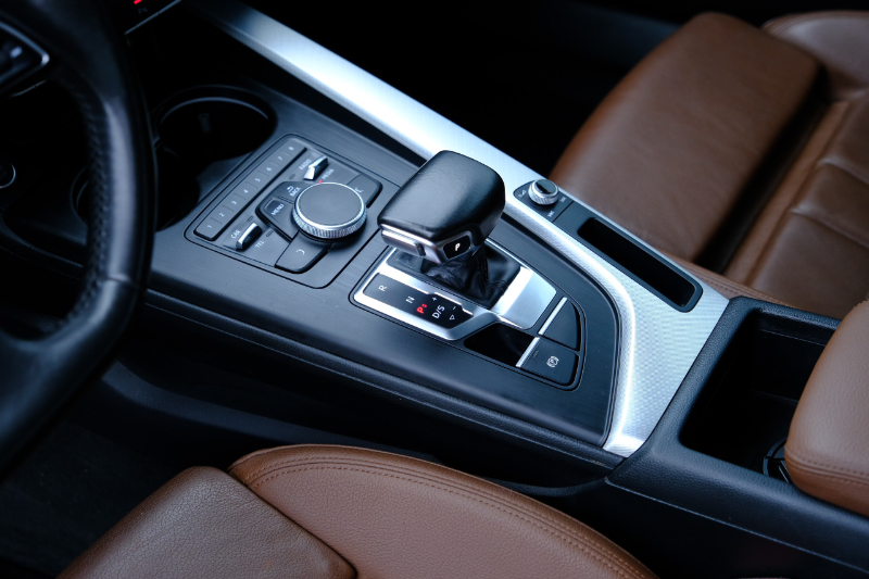 𝐀𝐮𝐝𝐢 𝐀𝟒 𝟐𝟎𝟏𝟔 (𝐓𝐫𝐚̆́𝐧𝐠/𝐧𝐨̣̂𝐢 𝐭𝐡𝐚̂́𝐭 𝐧𝐚̂𝐮)