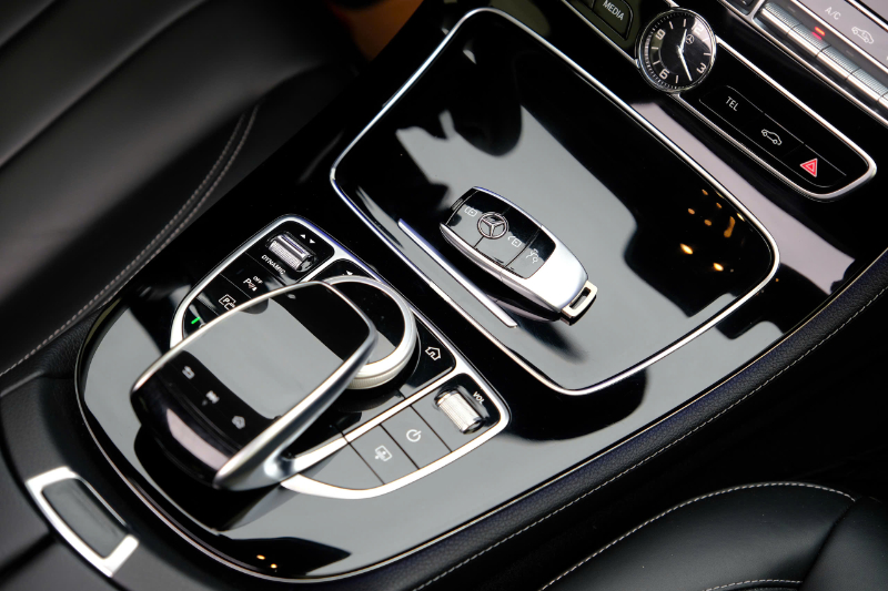 𝐌𝐞𝐫𝐜𝐞𝐝𝐞𝐬 𝐁𝐞𝐧𝐳 𝐄𝟐𝟓𝟎 𝟐𝟎𝟏𝟕 (𝐍𝐚̂𝐮/𝐧𝐨̣̂𝐢 𝐭𝐡𝐚̂́𝐭 đ𝐞𝐧)