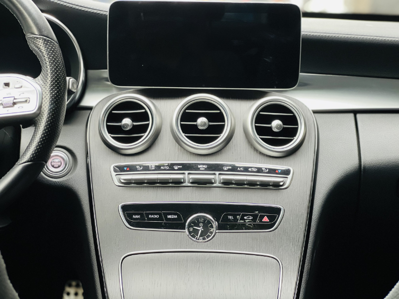 𝐌𝐞𝐫𝐜𝐞𝐝𝐞𝐬 𝐁𝐞𝐧𝐳 𝐂𝟑𝟎𝟎 𝐀𝐌𝐆 𝟐𝟎𝟐𝟎 (𝐓𝐫𝐚̆́𝐧𝐠/𝐧𝐨̣̂𝐢 𝐭𝐡𝐚̂́𝐭 đ𝐞𝐧)