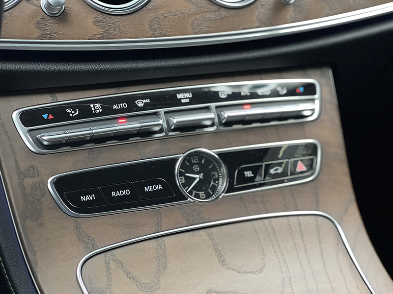 𝐌𝐞𝐫𝐜𝐞𝐝𝐞𝐬 𝐁𝐞𝐧𝐳 𝐄𝟐𝟎𝟎 𝟐𝟎𝟏𝟗 (𝐓𝐫𝐚̆́𝐧𝐠/𝐧𝐨̣̂𝐢 𝐭𝐡𝐚̂́𝐭 đ𝐞𝐧)