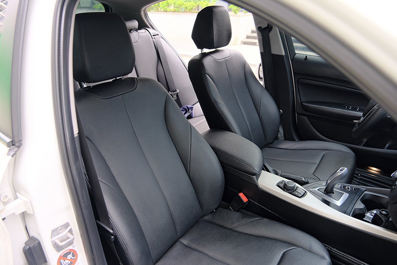 𝐁𝐌𝐖 𝟏𝟏𝟖𝐢 𝟐𝟎𝟏𝟔 (𝐓𝐫𝐚̆́𝐧𝐠/𝐧𝐨̣̂𝐢 𝐭𝐡𝐚̂́𝐭 đ𝐞𝐧)