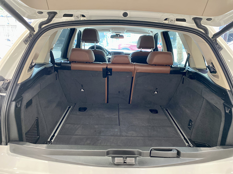 BMW X5 XDiver trắng/nâu 2017