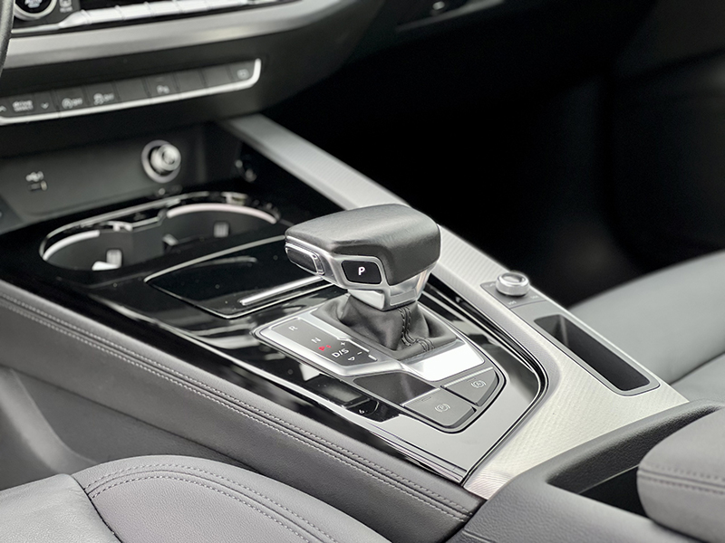 𝐀𝐮𝐝𝐢 𝐀𝟒 𝐀𝐝𝐯𝐚𝐧𝐜𝐞𝐝 𝟐𝟎𝟐𝟎 (𝐓𝐫𝐚̆́𝐧𝐠/𝐧𝐨̣̂𝐢 𝐭𝐡𝐚̂́𝐭 đ𝐞𝐧)