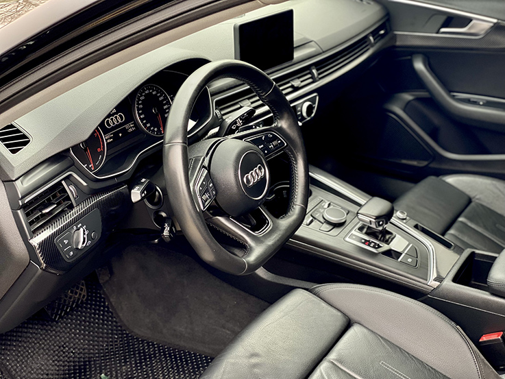 Audi A4 Apec 2017 (Đen/nội thất đen)